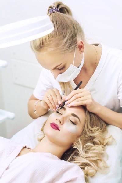 Careers in Eyelash Extensions in Melbourne